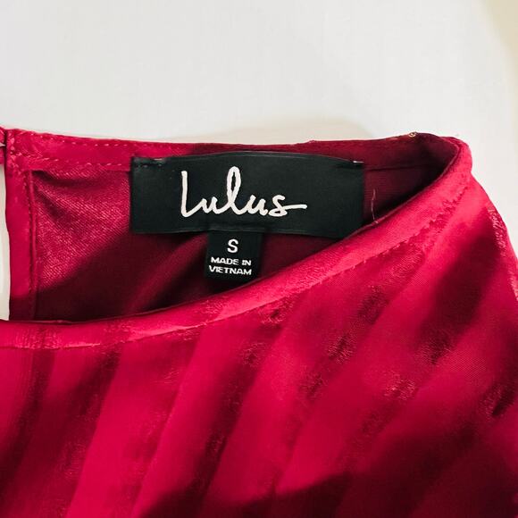Lulus Better Than Ever Flounce Sleeve Shift Dress Size S Small NEW Wine Red - Picture 6 of 9